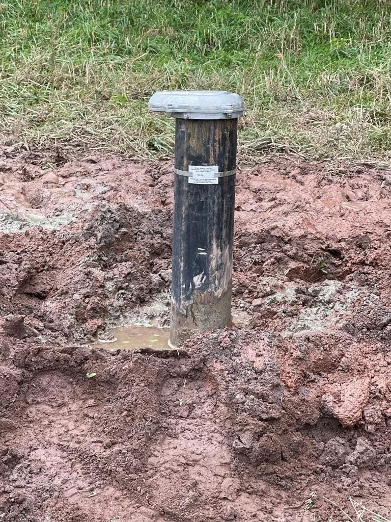 New steel well casing set through Maryland red clay